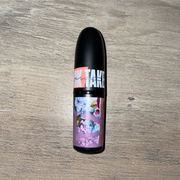 MAC RUBY WOO LIPSTICK NEW - Picture 7 of 8